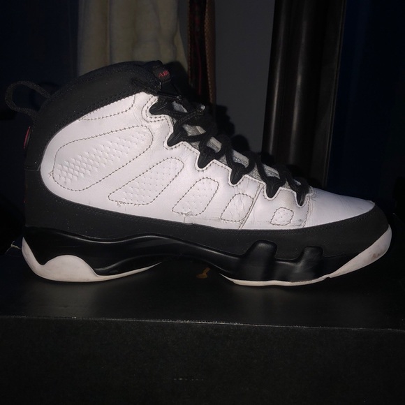 jordan retro 9 space jam